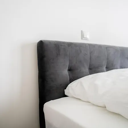 公寓 Boddenhoern 04 *